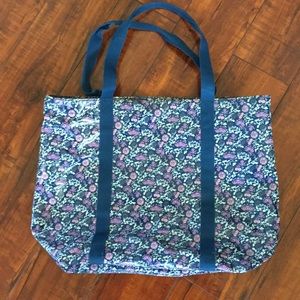 💥LAST CHANCE!💥 Bath and Body Works Tote Bag